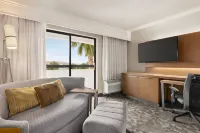 كورتيارد بالمديل فنادق في بالمديل