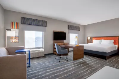 Hampton Inn & Suites Muncie Hotels in Muncie