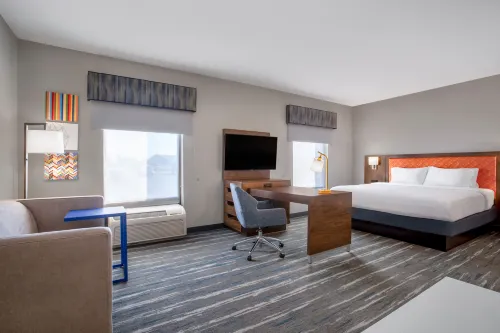 Hampton Inn & Suites Muncie Hotels in Muncie
