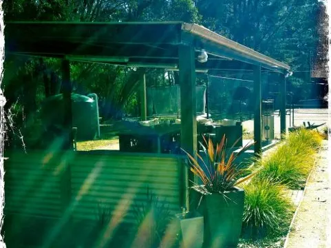 雙子瀑布布什小屋