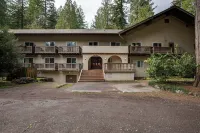 Mt Baker Lodging Condo 94 - A great condo near skiing and hiking Now has Wifi