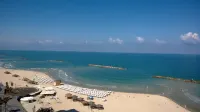 Crowne Plaza TEL AVIV BEACH by IHG - 5-Star