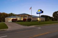 Days Inn by Wyndham Hillsboro - 2-stjärniga