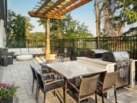 ホームウッド スイーツ バイ ヒルトン ティーネック グレンポイント ティーネックのホテル