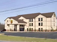 Super 8 by Wyndham Crossville TN Hotels in Crossville