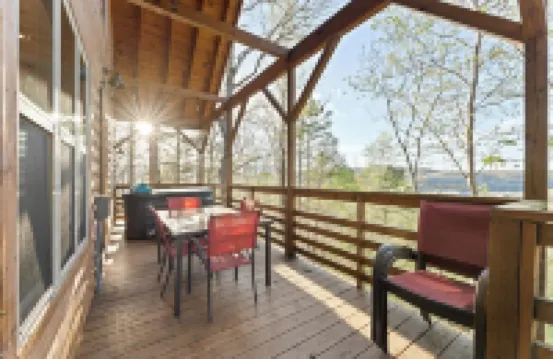Mnt. View Cabin Near River w/ Hot Tub + Fire Pit 賈斯珀酒店