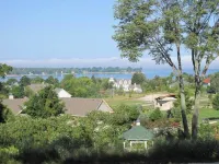 Best Waterview Of Egg Harbor - Fully Appointed 2 Bedroom Ground Level Condo