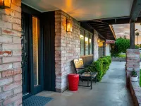 Rancho Redondo - Mid Century Home near The Wigwam Resort, Stadiums with Pool Hotels in Litchfield Park