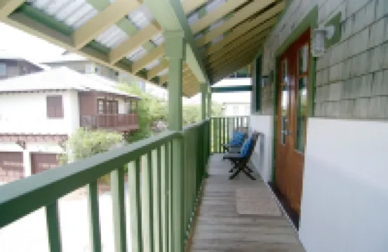 In the Heart of Rosemary Beach - Beach, Pool, & Shops Steps Away