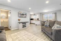 The Pinny City Suite