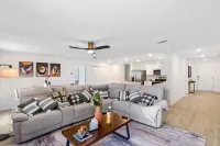 spacious 4-bedroom WITH KING BED