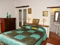 Beautiful apartment in Chianti on organic farm with pool and 360° sunset views