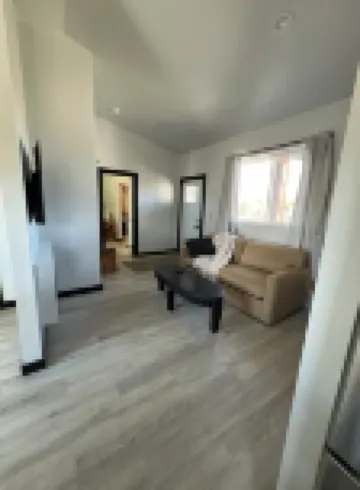 King bed and sunset views pine trees and hiking trails await you! Pinetreepalace