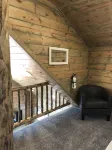 8 miles to Mount Rushmore - Sleeps 2 to 6