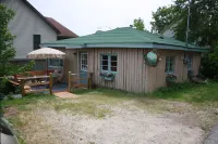 Cabin in the Village - Chalets