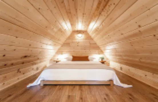 Grand Canyon Close Tiny House: 3 Block Walk to Town: Fire Pit, AC, WiFi