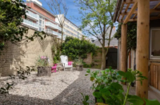 "Sea lights" apartment on Sylt for 2 people with garden in the city center