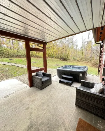 Escape to Sage Creek Cabin: 5 Acres + Privacy + Hot Tub + Fire Pit