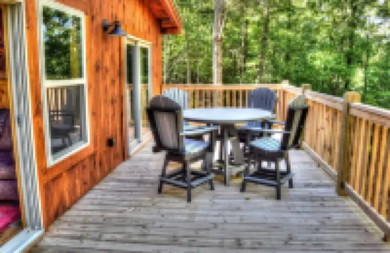 ACE HIGH Cabin- RRG- Hot Tub