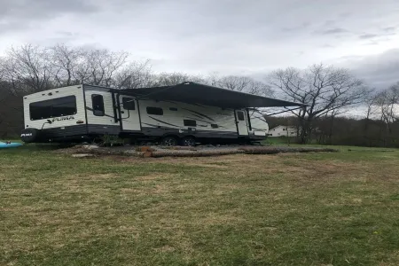 Way Up Acres and Lodging