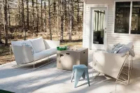 Hot Tub + Fire Place + King Bed - Close to Water and Town