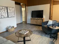 Worthington Dr Sw acreage Hotels in Cedar Rapids