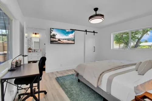 Beauty and the Beach Vacation House|Backyard w/ Heated Pool +Games