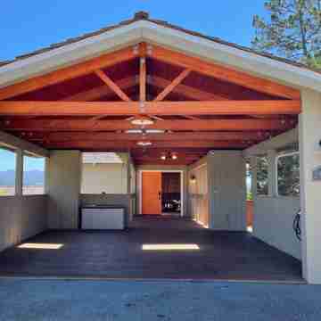 Big Sur-Style Lodge in Carmel - Panoramic Views! Hot-Tub, Game Room/Pool & Dogs Hotel Exterior