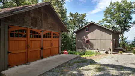 This is the One!!!  Just Wow... Amazing Mountain/Lake Views HotTub FirePit