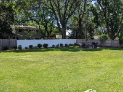 Elegant Space–Premium Kitchen–Spacious & Ideal for Gathering w/ Friends & Family Hotels in Middleton