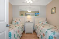 Cozy 2Br/2BA Oceanfront Condo - Steps from the Beach!