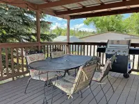 3BR Mountain Views! Family / Pet Friendly + Pool Table - 15 min to AFA - Wifi