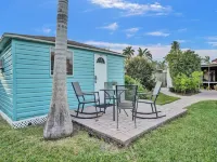 Work & Play Retreat. Private Office. 1GB Internet