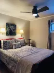 Gowdy Apartment. Fenced yard pet friendly , modern, clean. Gowdy Properties