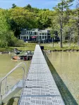 Updated! Elizabeth House is a Charming Craftsman on Little Traverse Lake. Hotels in Cleveland Township