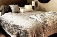 Beautiful, luxurious 4-bed, 3.5 baths w/recreation