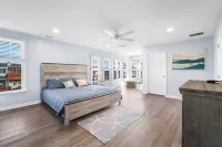 HEATED IN-GROUND POOL, 7 LARGE BEDROOMS, WALK TO BEACH, 5 MILES TO AC Hotels near Brigantine Beach