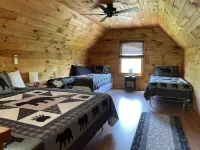 Blue Ridge Mountain East Tennessee Cabin Get-a-Way Pet Friendly