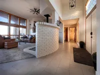 Rimview Lake Powell Home-Stunning views and a spacious family friendly home!
