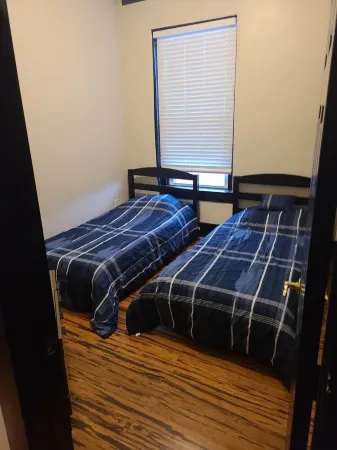 523 D - Downtown Apartment Next to Brewery