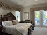 Luxury Villa on Canal