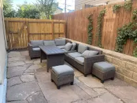 Downtown Boulder Oasis. 3 Blocks from Pearl St Mall. 4 bedrooms and 2 full baths