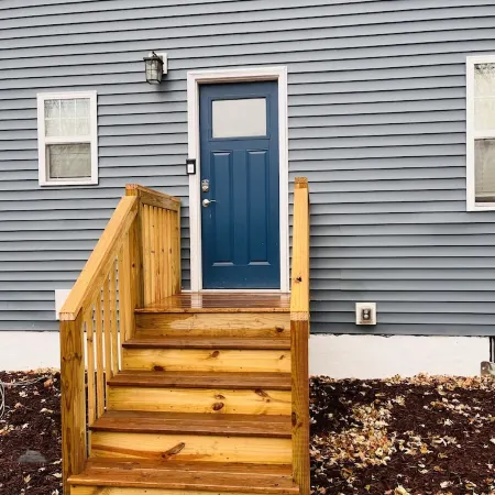Remodeled home close to lake and walking trails