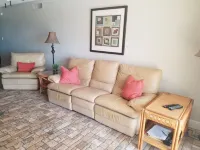 Pool/Beach View Condo