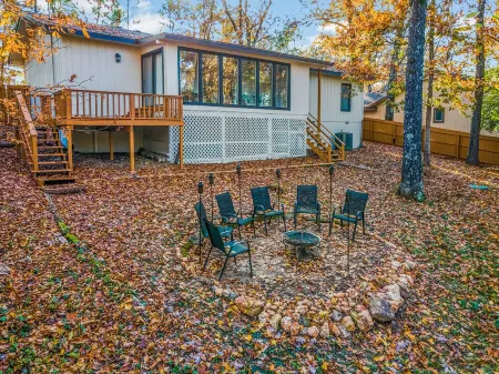 ★Come. Sit. Stay. Play.★ ☼SUNROOM☼ ♥MTB GOLF LAKE♥