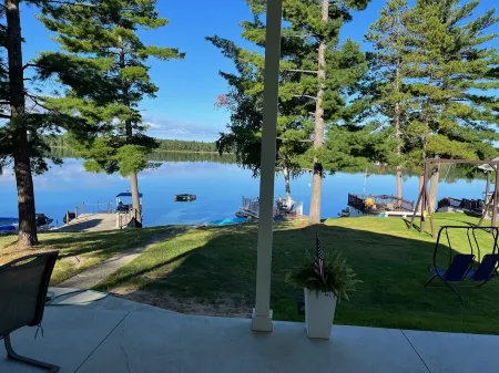 A True Paradise Lake House with Beautiful Sunsets Year Round Direct Trail Access
