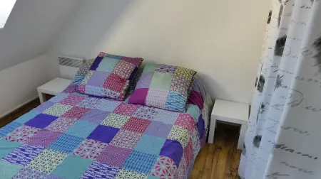 Charming sunny apartment | Les Manoirs Normands Отели рядом с достопримечательностью «courseulles»