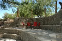 The Cottage At Axis Hill Farm with Private Riverfront