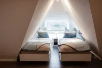 newly modern furnished apartment