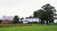 Five W Ranch -Sugar Hill Farm location- Private, Five Minutes From Downtown!